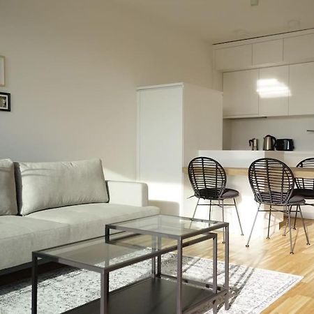 וינה Apartment With Terrace Near Metro Station And Spa מראה חיצוני תמונה